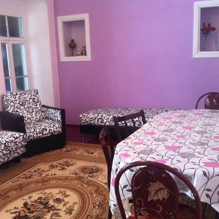 Ilgar'S Hostel Шеки Экстерьер фото